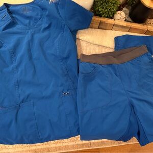 Heart Soul xsmall scrub set